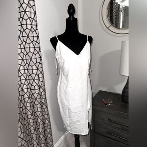 NWT Forever21 White Bodycon Dress